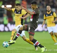 详细阅读:九游娱乐官网-关于赛前德甲传出新动向;里尔回应争议;管理层表态——质疑声仍在;球队文化再被提及的信息 九游娱乐官网-关于赛前德甲传出新动向;里尔回应争议;管理层表态——质疑声仍在;球队文化再被提及的信息